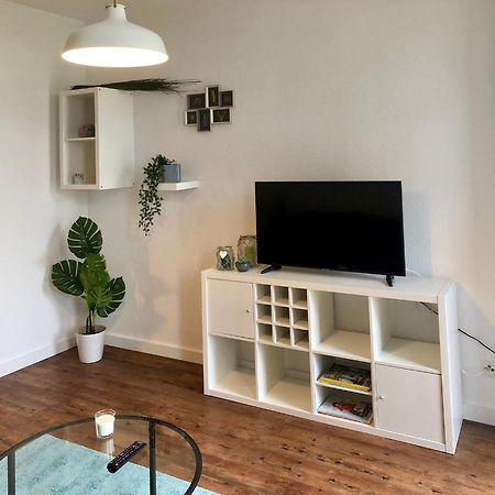 Mein Bruehl-Stadtmitte, Fusslaeufig Zur Tu Und Bibliothek Apartment Chemnitz Luaran gambar